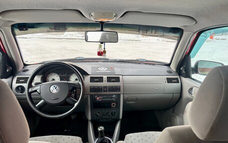 Volkswagen Pointer, 2005 год, 215 000 рублей, 9 фотография