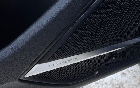 Audi A8, 2023 год, 15 500 000 рублей, 19 фотография