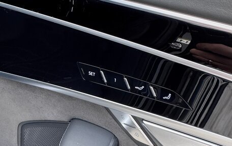 Audi A8, 2023 год, 15 500 000 рублей, 27 фотография