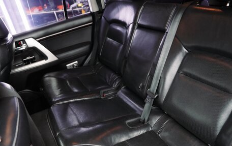 Toyota Land Cruiser 200, 2012 год, 3 390 000 рублей, 19 фотография