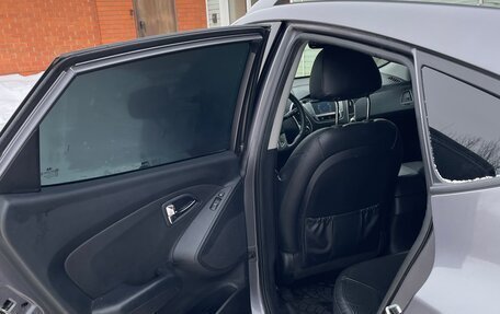 Hyundai Tucson III, 2012 год, 1 200 000 рублей, 17 фотография