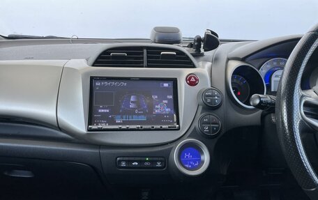 Honda Fit III, 2011 год, 858 000 рублей, 17 фотография