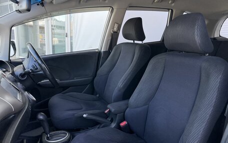 Honda Fit III, 2011 год, 858 000 рублей, 25 фотография