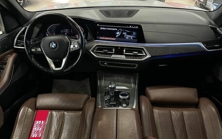 BMW X5, 2019 год, 6 490 000 рублей, 28 фотография