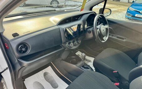 Toyota Vitz, 2017 год, 999 000 рублей, 9 фотография