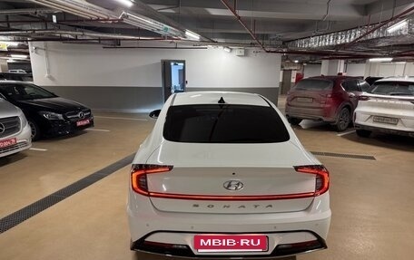 Hyundai Sonata VIII, 2021 год, 2 100 000 рублей, 6 фотография