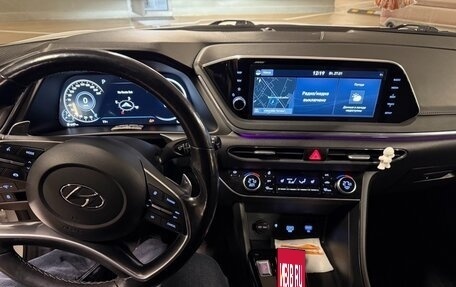 Hyundai Sonata VIII, 2021 год, 2 100 000 рублей, 7 фотография