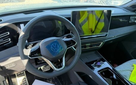 Volkswagen Tiguan, 2025 год, 4 800 000 рублей, 10 фотография