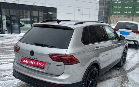 Volkswagen Tiguan II, 2021 год, 3 790 000 рублей, 4 фотография