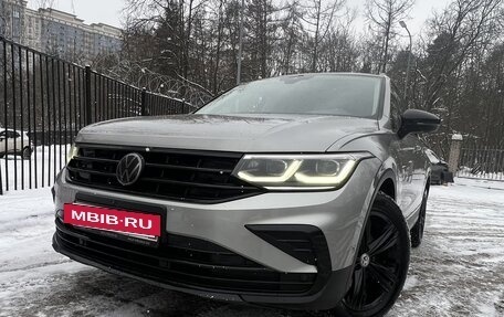 Volkswagen Tiguan II, 2021 год, 3 790 000 рублей, 10 фотография