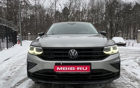 Volkswagen Tiguan II, 2021 год, 3 790 000 рублей, 16 фотография