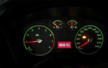 Ford Focus II рестайлинг, 2005 год, 350 000 рублей, 9 фотография