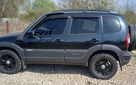 Chevrolet Niva I рестайлинг, 2017 год, 820 000 рублей, 16 фотография