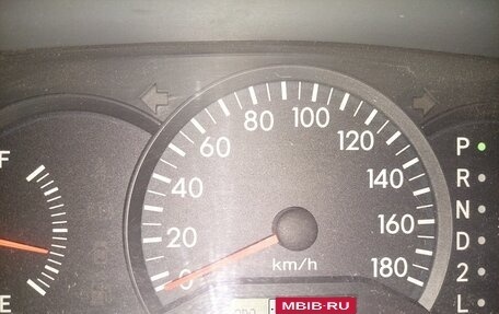 Toyota Corolla Spacio II, 2005 год, 700 000 рублей, 3 фотография