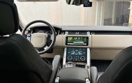 Land Rover Range Rover IV рестайлинг, 2021 год, 9 500 000 рублей, 11 фотография