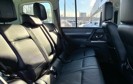 Mitsubishi Pajero IV, 2012 год, 1 965 000 рублей, 7 фотография