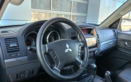 Mitsubishi Pajero IV, 2012 год, 1 965 000 рублей, 5 фотография