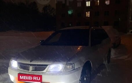 Nissan Wingroad III, 2000 год, 300 000 рублей, 13 фотография