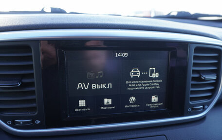 KIA Sportage IV рестайлинг, 2020 год, 2 340 000 рублей, 14 фотография