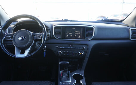 KIA Sportage IV рестайлинг, 2020 год, 2 340 000 рублей, 11 фотография