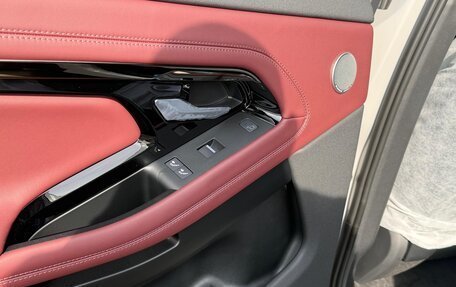 Land Rover Range Rover Evoque II, 2025 год, 6 650 000 рублей, 13 фотография