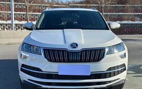 Skoda Karoq I, 2021 год, 2 000 400 рублей, 2 фотография