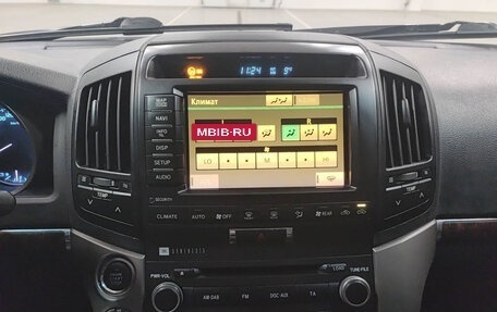 Toyota Land Cruiser 200, 2011 год, 3 097 000 рублей, 18 фотография