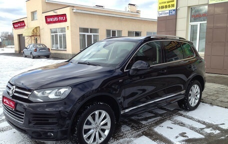 Volkswagen Touareg III, 2014 год, 2 100 000 рублей, 1 фотография