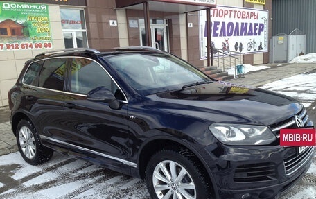 Volkswagen Touareg III, 2014 год, 2 100 000 рублей, 2 фотография