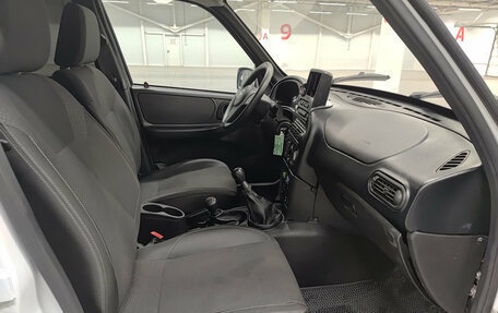 Chevrolet Niva I рестайлинг, 2020 год, 739 000 рублей, 13 фотография