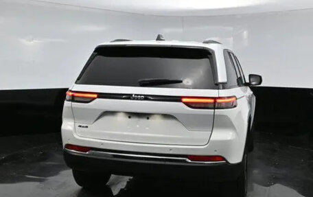 Jeep Grand Cherokee, 2026 год, 4 000 000 рублей, 6 фотография