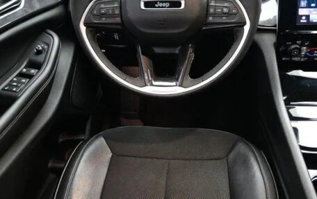 Jeep Grand Cherokee, 2026 год, 4 000 000 рублей, 9 фотография