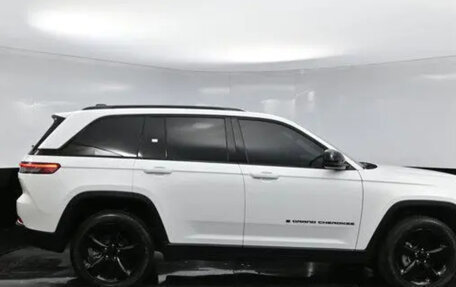 Jeep Grand Cherokee, 2026 год, 4 000 000 рублей, 8 фотография