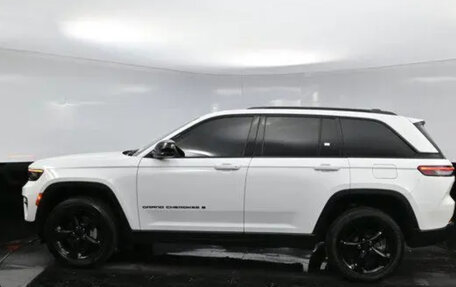 Jeep Grand Cherokee, 2026 год, 4 000 000 рублей, 4 фотография
