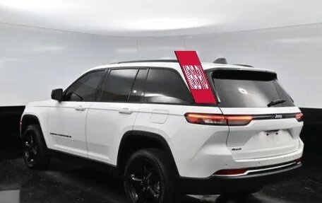 Jeep Grand Cherokee, 2026 год, 4 000 000 рублей, 5 фотография