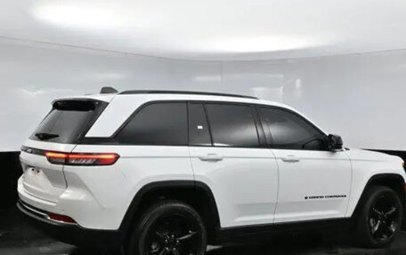 Jeep Grand Cherokee, 2026 год, 4 000 000 рублей, 7 фотография