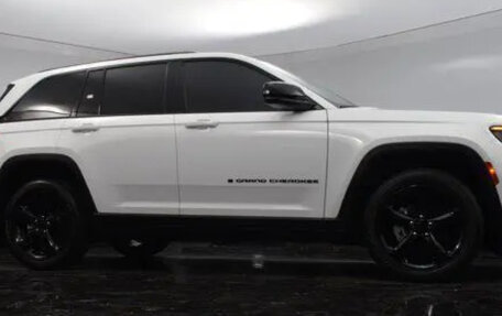 Jeep Grand Cherokee, 2026 год, 4 000 000 рублей, 23 фотография