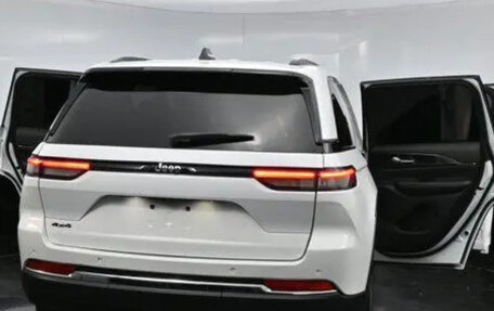 Jeep Grand Cherokee, 2026 год, 4 000 000 рублей, 37 фотография