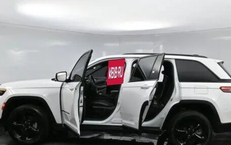 Jeep Grand Cherokee, 2026 год, 4 000 000 рублей, 35 фотография