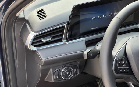 Ford Escort, 2021 год, 1 380 000 рублей, 14 фотография