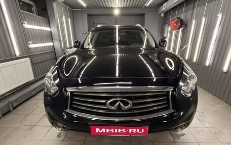 Infiniti QX70, 2014 год, 1 880 000 рублей, 1 фотография