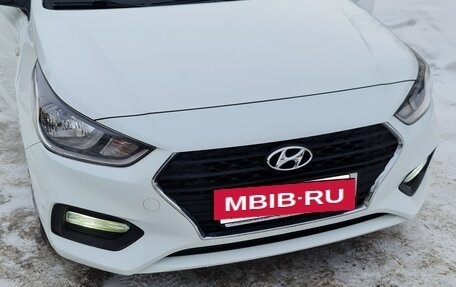 Hyundai Solaris II рестайлинг, 2018 год, 1 400 000 рублей, 3 фотография