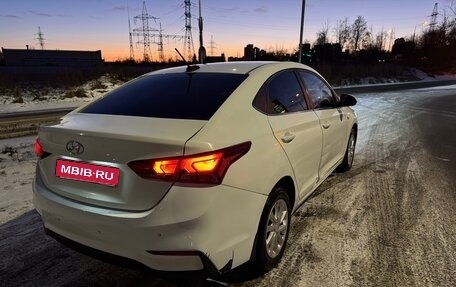 Hyundai Solaris II рестайлинг, 2018 год, 1 220 000 рублей, 1 фотография