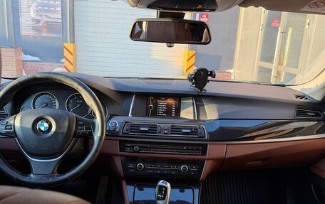 BMW 5 серия, 2013 год, 1 390 000 рублей, 2 фотография