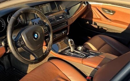 BMW 5 серия, 2013 год, 1 390 000 рублей, 3 фотография