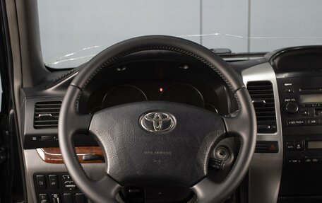 Toyota Land Cruiser Prado 120 рестайлинг, 2006 год, 2 330 000 рублей, 11 фотография