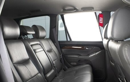 Toyota Land Cruiser Prado 120 рестайлинг, 2006 год, 2 330 000 рублей, 6 фотография