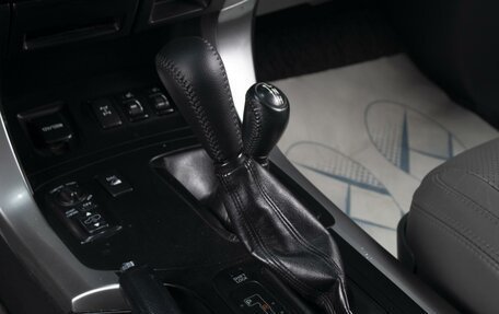 Toyota Land Cruiser Prado 120 рестайлинг, 2006 год, 2 330 000 рублей, 14 фотография