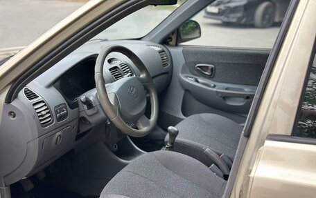 Hyundai Accent II, 2004 год, 310 000 рублей, 10 фотография