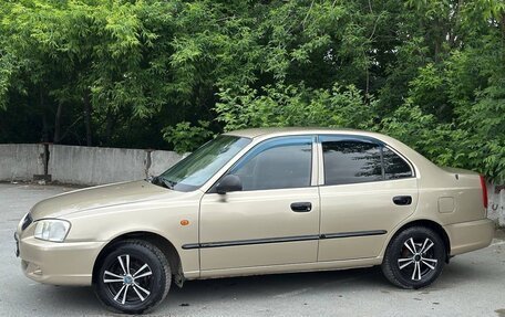 Hyundai Accent II, 2004 год, 310 000 рублей, 3 фотография